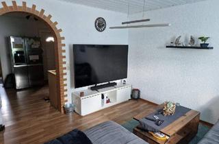 Haus kaufen in 56477 Rennerod, Rennerod - Voll vermietetes 3-Familienhaus mit Baugrundstück in Rennerod