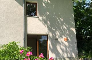 Wohnung kaufen in 53177 Bonn, Bonn - Gepflegte Eigentumswohnung 1,5 Zi. EG, Garten, EBK, Bad Godesberg