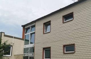 Haus kaufen in 67069 Ludwigshafen am Rhein / Edigheim, Ludwigshafen am Rhein / Edigheim - 2 Familienhaus mit Büroeinheit, Garage und Parkplätzen