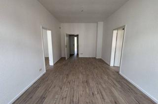 Wohnung mieten in Kaiserstr. 28, 08209 Auerbach, 4-Raum Wohnung mit Balkon und zwei Bädern in Auerbach