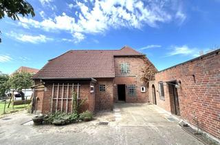 Haus kaufen in 23758 Oldenburg, Sanierungsprojekt für Kreative!