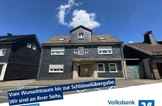 Haus kaufen in 42477 Radevormwald, Attraktives Dreifamilienhaus mit neuer klimafreundlicher Pelletheizung, 4 Garagen und 3 Stellplätzen!
