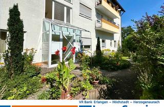 Wohnung kaufen in 91056 Erlangen, Gepflegte 4-Zimmer-ETW mit 3 Balkonen und Blick ins Grüne