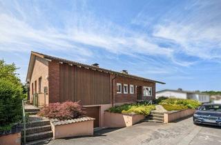 Einfamilienhaus kaufen in 35410 Hungen, Großzügiges Einfamilienhaus mit Einliegerwohnung in gefragter Lage von Hungen!