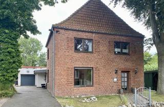 Einfamilienhaus kaufen in 25704 Meldorf, Großes Haus – große Garage – viele Möglichkeiten