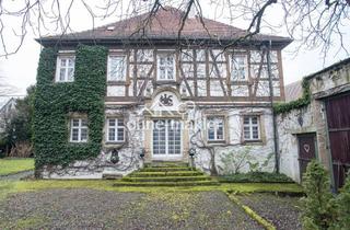 Lager kaufen in 72124 Pliezhausen, Schlossgrundstück mit Herrenhaus, Scheuer, Pferdeboxen und angrenzenden Bauplätzen