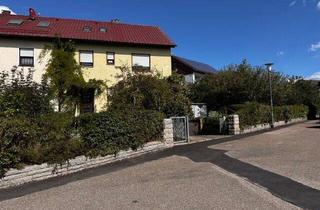 Doppelhaushälfte kaufen in Berliner Straße 15, 91555 Feuchtwangen, Feuchtwangen - Doppelhaushälfte mit wunderschönem, großem Garten - sehr ruhige Lage am Hummelbuck -