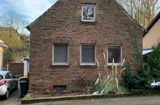Einfamilienhaus kaufen in 52385 Nideggen, Nideggen - Natursteinhaus in Üdingen mit Garage - renovierungsbedürftig