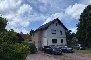 Haus kaufen in Wiesenstraße 2, 36433 Moorgrund, Moorgrund - Teilsaniertes Wohnhaus mit Scheune und großem Grundstück (Pferdehaltung o.Ä. möglich)