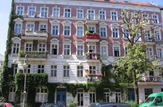 Wohnung kaufen in Rykestraße 32, 10405 Berlin, Berlin - schöne historische Altbauwohnung mit Balkon im Kollwitz-Kiez