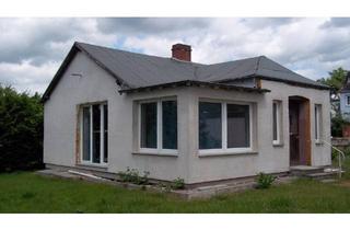 Haus kaufen in 37603 Holzminden, Holzminden - Zentrale ruhige Lage Bungalow 2,5 Zi. zum fertigstellen. Gartengr