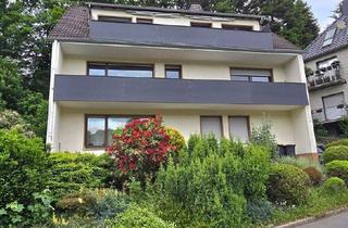 Haus kaufen in Esbergweg 38, 58509 Lüdenscheid, Lüdenscheid - Schönes MFH mit 3 vermieteten Wohnungen Lüdenscheid-Buckesfeld!!