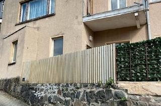 Haus kaufen in 07957 Langenwetzendorf, Langenwetzendorf - Großes Privathaus mit kleiner Hoffläche