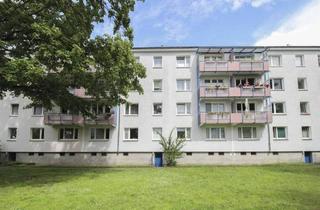 Wohnung kaufen in Straße 31, 12437 Berlin, Berlin - 2-Zimmer-Wohnung mit Balkon in Berlin-Treptow - Bezugsfrei, zentral und naturnah