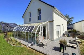 Haus kaufen in 57629 Höchstenbach, Höchstenbach - Niedrigenergiehaus (KfW 40 plus, Bj. 2022) mit schönem Garten und Doppelgarage im Neubaugebiet von Höchstenbach