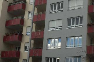 Wohnung kaufen in 90431 Nürnberg, Nürnberg - Attraktive 2-Zimmer-Eigentumswohnung mit Loggia, Duplex-Stellplat