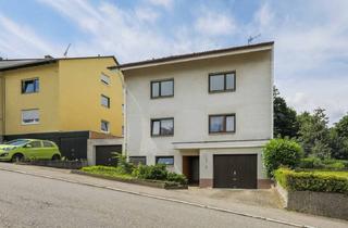 Haus kaufen in 75181 Pforzheim / Mäurach, Pforzheim / Mäurach - Teilvermietetes 2-Familien-Haus in PF-Mäurach mit Potenzial, schönem Garten und 2 Garagen!
