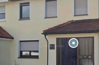 Haus kaufen in 74172 Neckarsulm, Neckarsulm - Reihenmittelhaus zu verkaufen