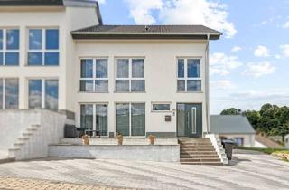Doppelhaushälfte kaufen in 54441 Mannebach, Mehr Raum für Ihr Leben – Ihre moderne Doppelhaushälfte mit idyllischem Fernblick in Mannebach