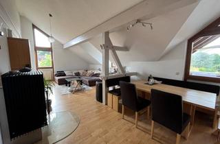 Wohnung kaufen in 88131 Lindau, Charmante 2 Zimmer Dachgeschosswohnung in Niederhaus mit Carport