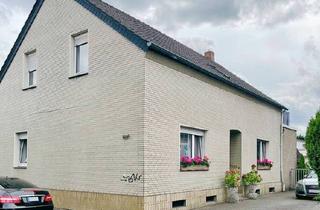 Haus kaufen in Bergstr., 47443 Moers, Moers - Ein Objekt für viele Möglichkeiten - Mehrgenerationenhaus mit Garten und Garage in Moers-Hochstraß