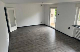 Wohnung kaufen in 70374 Stuttgart, Stuttgart - Erstbezug nach Sanierung mit Balkon-Stuttgart