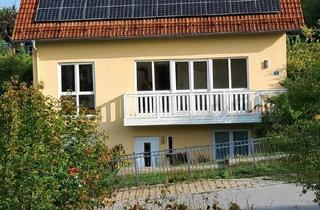Wohnung kaufen in 93155 Hemau, Hemau - OHNE MAKLER! Wohntraum in ruhiger Lage! 180m² mit Garten