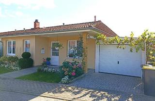 Haus kaufen in 19073 Wittenförden, Wittenförden - Bungalow Reihenendhaus