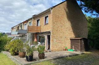 Haus kaufen in 22869 Schenefeld, Schenefeld - Reihenendhaus mit Potential u. wunderschönem Garten zu verkaufen