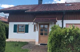 Doppelhaushälfte kaufen in 87657 Görisried, Görisried - Familienfreundlich Doppelhaushälfte in Görisried Preis 485000