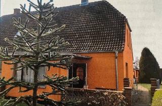 Doppelhaushälfte kaufen in 18182 Bentwisch, Bentwisch - Doppelhaushälfte mit viel Potenzial