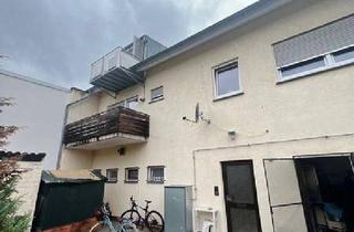Haus kaufen in 76689 Karlsdorf-Neuthard, Karlsdorf-Neuthard - Gewerbeeinheit + 2 WE im Zentrum des Lebens und Metropolregion Karlsruhe nah.