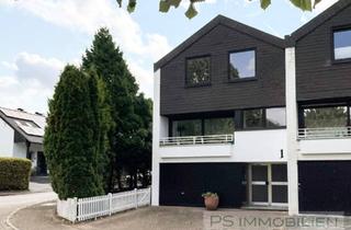 Reihenhaus kaufen in 40883 Ratingen, Viel Raum für Familie und Ideen: Split-Level-Haus mit Kamin & Garten in Ratingen-Eggerscheidt