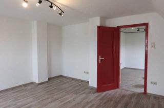 Wohnung mieten in 74076 Heilbronn, 2-Zimmer Dachgeschosswohnung mit Einbauküche