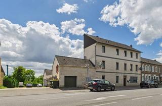 Haus kaufen in 52511 Geilenkirchen, Vielseitige Immobilie mit 4 Wohnungen, Halle und Parkplatz in Geilenkirchen - Gillrath!