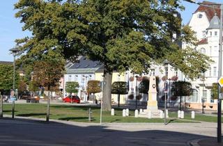 Wohnung mieten in 95111 Rehau, Wohnen im Herzen von Rehau: Moderne 4‑Zimmer‑Wohnung mit Aufzug und Blick auf den Maxplatz
