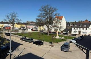 Wohnung mieten in 95111 Rehau, Wohnen im Herzen von Rehau: Moderne 4‑Zimmer‑Wohnung mit Aufzug und Blick auf den Maxplatz