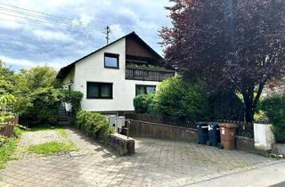 Haus kaufen in 89346 Bibertal, Bibertal - Doppelte Wohnqualität - modernisiertes Zweifamilienhaus mit Gartenidylle, Balkon, Terrasse & Garage