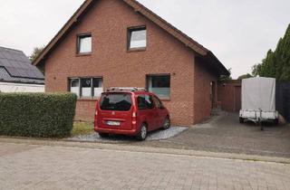 Einfamilienhaus kaufen in 33154 Salzkotten, Salzkotten - Freistehendes Einfamilienhaus in beliebter Lage von Salzkotten mit 7 Zimmern