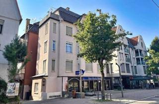 Wohnung kaufen in 70191 Stuttgart, Stuttgart - Dachgeschosswohnung mit großem Balkon