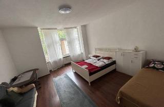Wohnung kaufen in 45139 Essen, Essen - 3-Zimmer-Wohnung befindet sich im 1. Obergeschoss