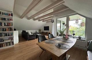 Wohnung kaufen in 24837 Schleswig, Schleswig - - provisionsfrei - vollst. renovierte 3-Raum-DG-Wohnung