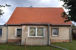 Haus kaufen in 17089 Burow, Burow - Haus mit Grundstück, zum wohnen, oder als WE-Haus in MV