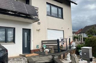 Haus kaufen in 66687 Wadern, Wadern - Zwei Familienhaus zu verkaufen