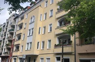 Wohnung kaufen in 10247 Berlin, Berlin - PROVISIONSFREI - Vermietete 3,5-Zimmer- Dachgeschosswohnung