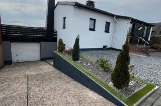 Einfamilienhaus kaufen in 57614 Steimel, Steimel - Einfamilienhaus mit großem Garten und Garage zu verkaufen
