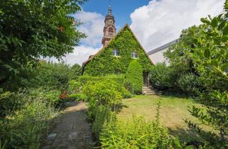 Einfamilienhaus kaufen in 76199 Karlsruhe, Bauen, sanieren, gestalten – Die seltene Chance auf ein parkähnliches Grundstück!
