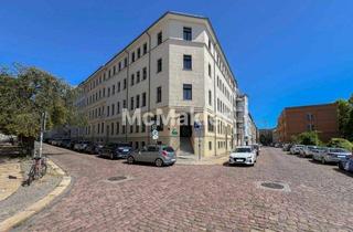 Wohnung kaufen in 06108 Halle, Leerstehende Stadtwohnung mit Charakter - ruhig, zentral, gut geschnitten!