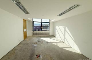 Wohnung mieten in 70176 Stuttgart, Großzügige Stadtwohnung im Westen mit sonniger Terrasse!