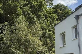Einfamilienhaus kaufen in 73630 Remshalden, Ihr Traumhaus wartet - modernes Einfamilienhaus mit 5 Zimmern, Garten, Garage & Stellplatz!